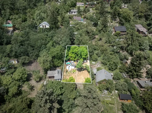 Prodej zahrady, Praha - Slivenec, Višňovka, 680 m2