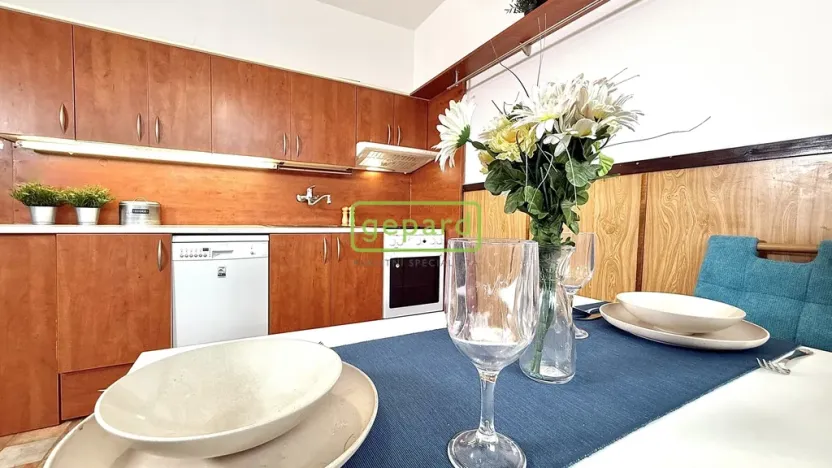 Prodej bytu 2+1, Brno, Barvy, 58 m2