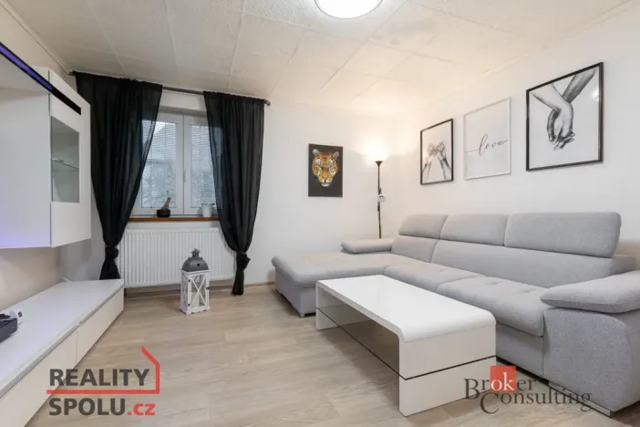 Prodej bytu 3+1, Opava - Předměstí, Těšínská, 59 m2