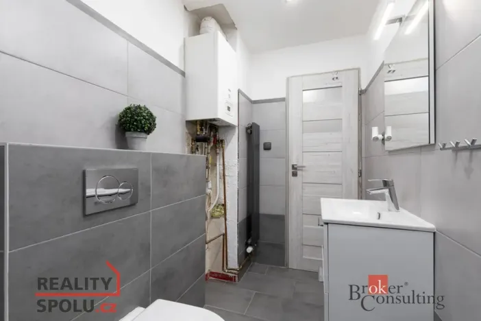 Prodej bytu 3+1, Opava - Předměstí, Těšínská, 59 m2