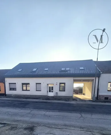 Pronájem bytu 1+1, České Budějovice, Novohradská, 33 m2