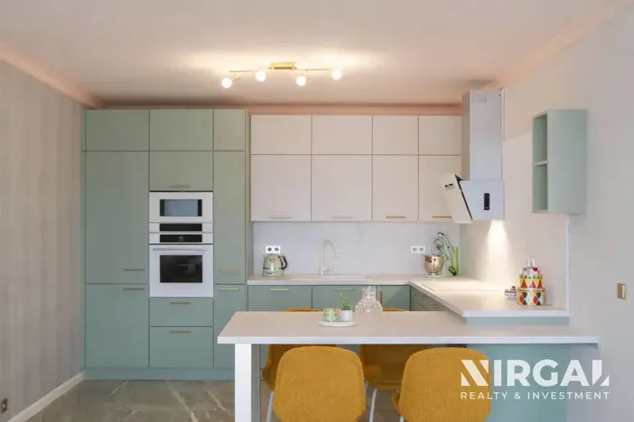 Prodej bytu 3+kk, Karlovy Vary, Sedlecká, 92 m2