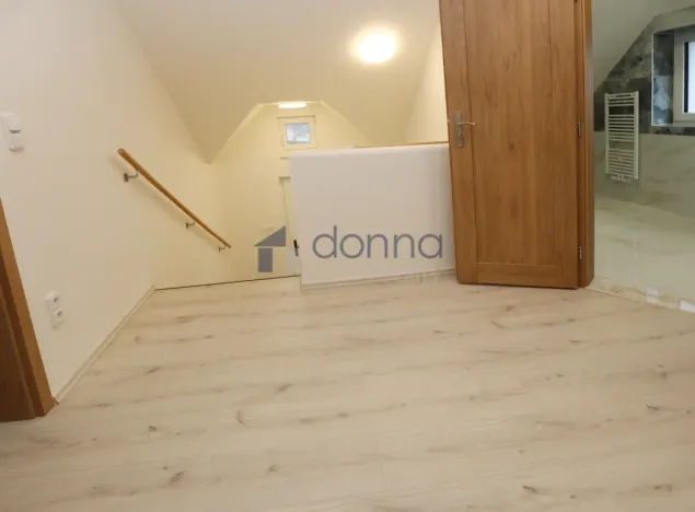 Pronájem bytu 4+kk, Praha, V Nových Bohnicích, 71 m2