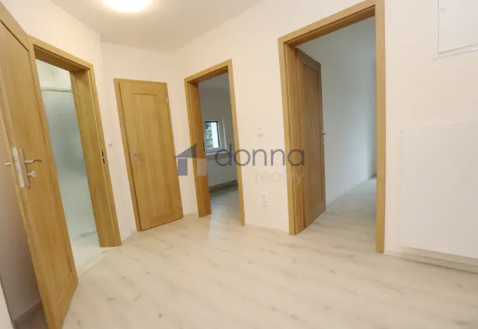 Pronájem bytu 4+kk, Praha, V Nových Bohnicích, 71 m2