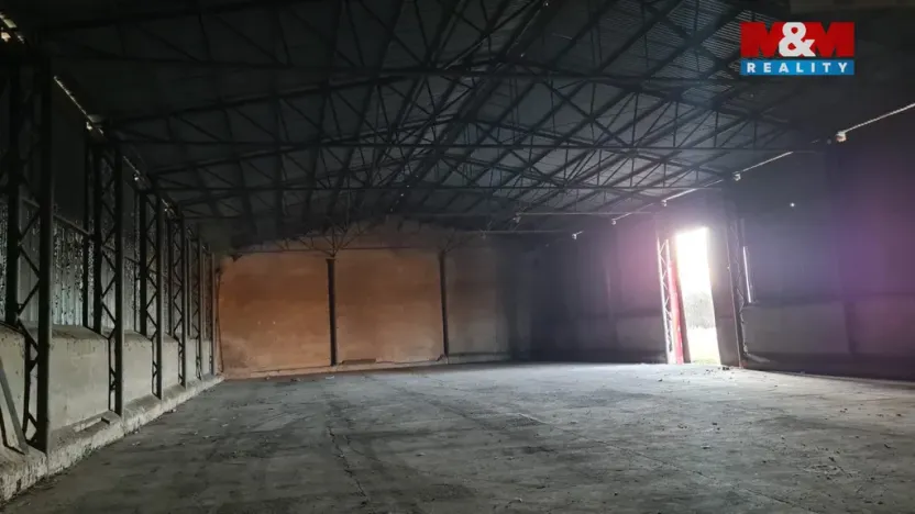 Pronájem skladu, Cítoliby, 300 m2