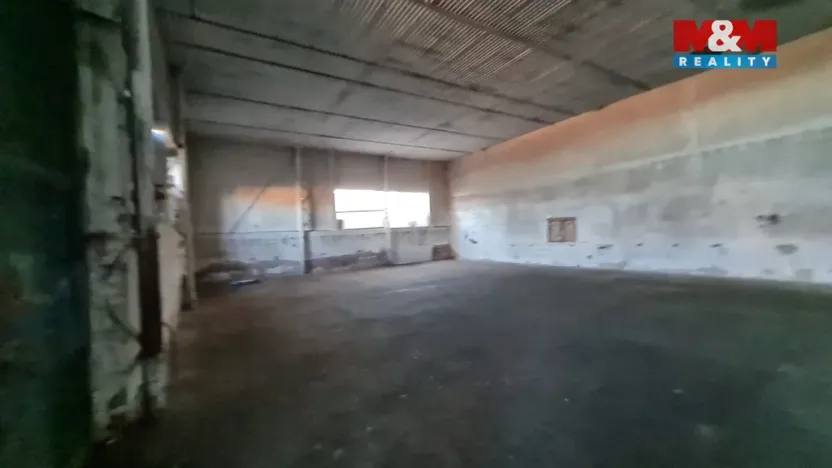 Pronájem skladu, Cítoliby, 300 m2