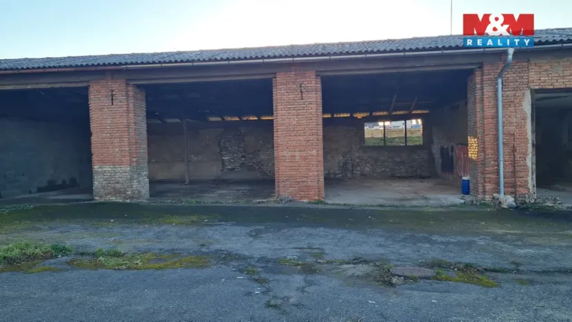 Pronájem skladu, Cítoliby, 300 m2