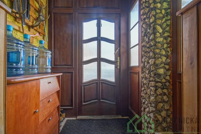 Prodej rodinného domu, Bernartice - Buková, 336 m2