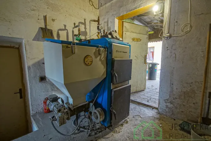 Prodej rodinného domu, Bernartice - Buková, 336 m2