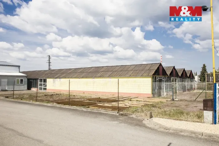 Pronájem skladu, Jindřichův Hradec - Jindřichův Hradec III, Jiráskovo předměstí, 540 m2