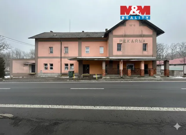 Prodej obchodního prostoru, Bílčice, 1055 m2