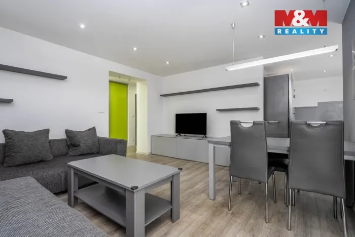 Prodej rodinného domu, Hostomice, Průběžná, 187 m2