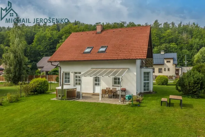 Prodej rodinného domu, Mladé Buky, 149 m2