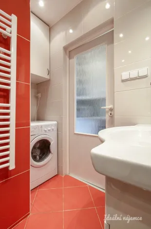 Pronájem bytu 1+kk, Praha - Stodůlky, Nušlova, 35 m2