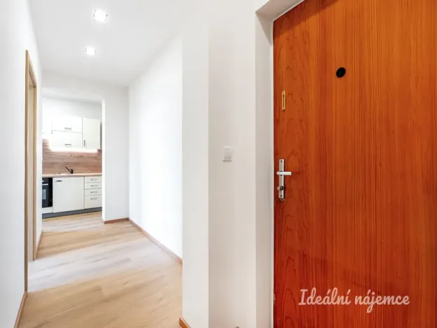 Pronájem bytu 3+kk, Praha - Ďáblice, Šenovská, 44 m2