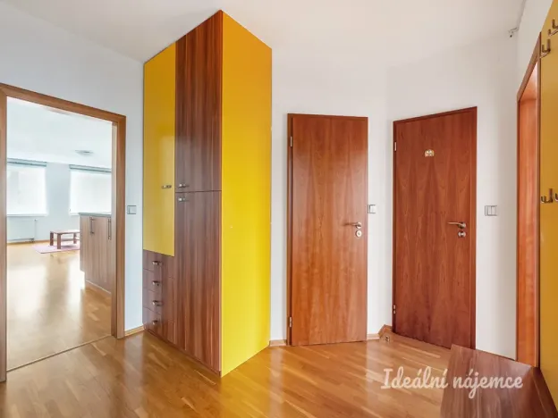 Pronájem bytu 4+kk, Praha - Kbely, Semilská, 112 m2