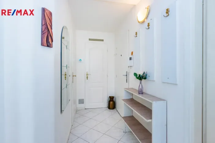 Prodej bytu 2+1, Praha - Nusle, 5. května, 58 m2