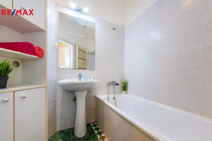 Prodej bytu 2+1, Praha - Nusle, 5. května, 58 m2