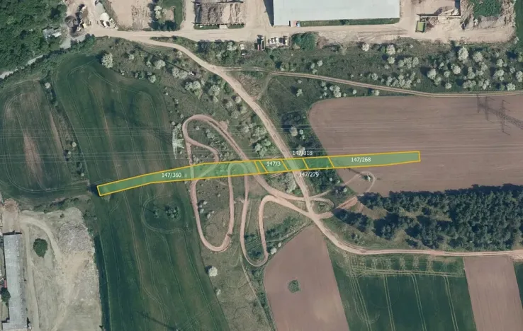 Prodej pole, Uhy, 30014 m2