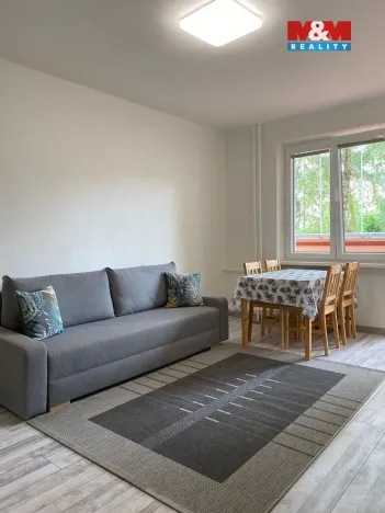 Prodej bytu 1+kk, Ostrava - Poruba, náměstí Družby, 28 m2