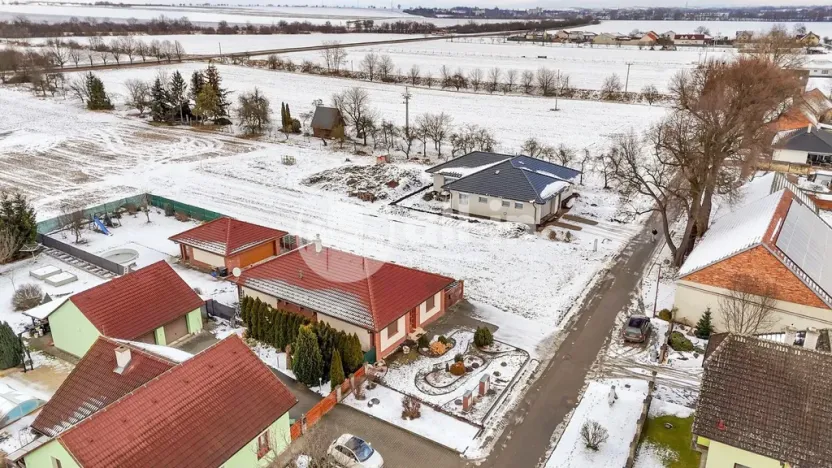 Prodej pozemku pro bydlení, Hoštice-Heroltice - Heroltice, 2085 m2