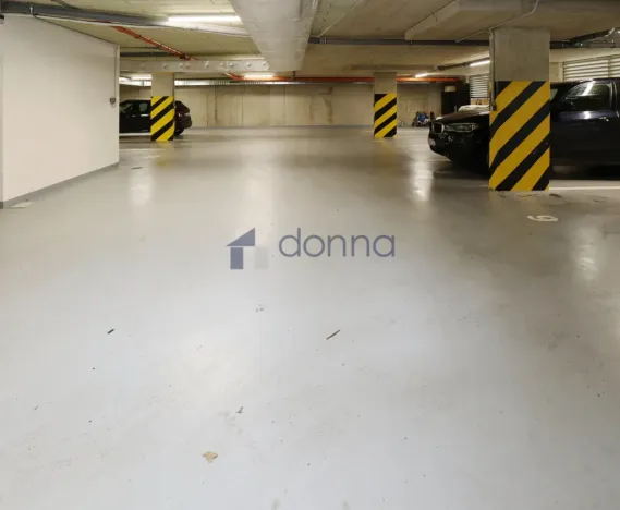 Pronájem bytu 3+kk, Praha, Bělohorská, 87 m2