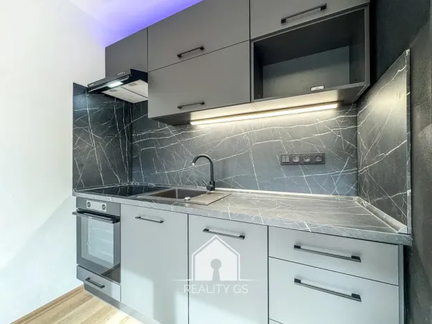 Pronájem bytu 1+1, Děčín - Děčín IX-Bynov, Teplická, 35 m2