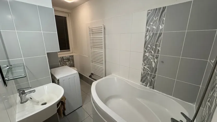 Pronájem bytu 2+1, Liberec, Na Bídě, 50 m2