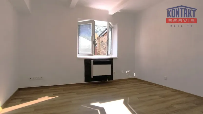 Prodej bytu 1+1, Písek - Budějovické Předměstí, Táborská, 27 m2