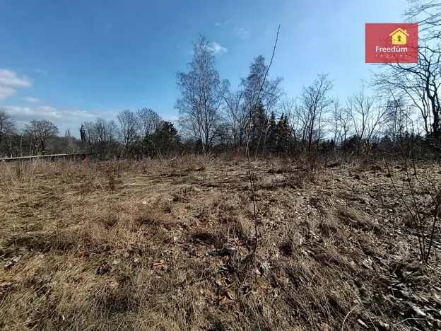 Prodej pozemku pro bydlení, Hrob, Husova, 991 m2