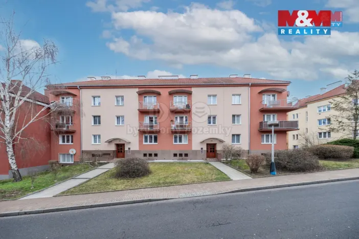 Pronájem bytu 3+kk, Žatec, U Hřiště, 56 m2