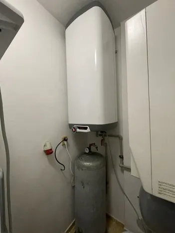 Prodej rodinného domu, Lužec nad Vltavou, 270 m2