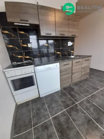 Prodej bytu 1+1, Loket, Mírová, 40 m2