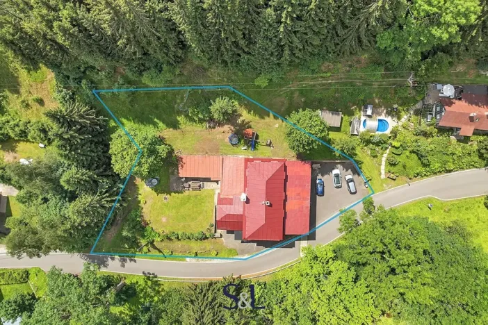 Prodej rodinného domu, Desná, Údolní, 538 m2