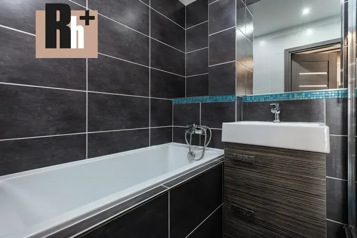 Prodej bytu 3+1, Ostrava, Poděbradova, 70 m2