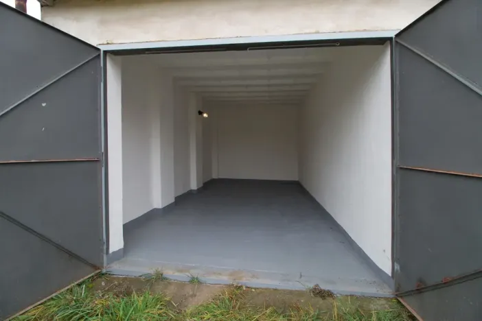 Pronájem garáže, Plzeň, 18 m2