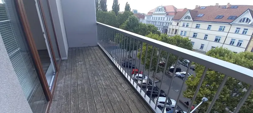 Pronájem bytu 1+kk, Brno, Husitská, 40 m2