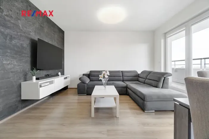 Prodej bytu 3+kk, Praha - Letňany, Hlučkova, 81 m2