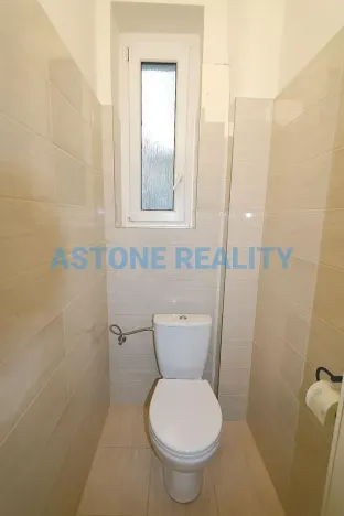 Pronájem bytu 1+kk, Praha - Nusle, Na Jezerce, 39 m2