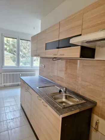 Pronájem bytu 2+1, Děčín - Děčín VI-Letná, 70 m2