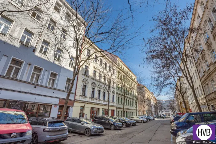 Prodej bytu 1+kk, Praha, Jagellonská, 36 m2