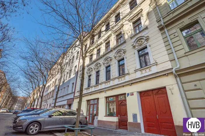 Prodej bytu 1+kk, Praha, Jagellonská, 36 m2