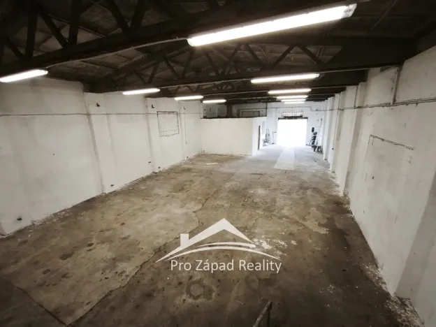 Pronájem skladu, Plzeň, 301 m2