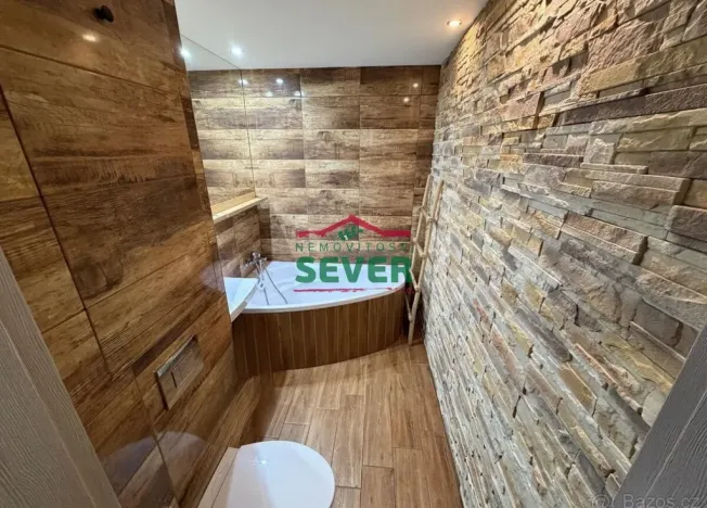 Prodej bytu 2+1, Chomutov, Zahradní, 61 m2