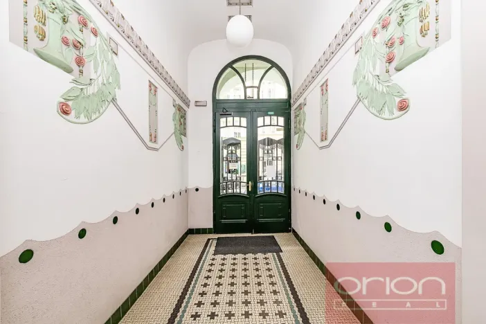 Pronájem garážového stání, Praha - Staré Město, Bílkova, 13 m2