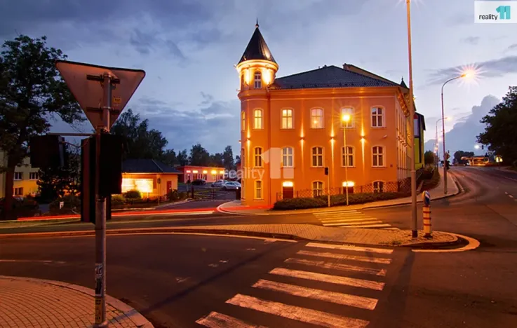 Pronájem kanceláře, Karlovy Vary - Dvory, Chebská, 52 m2