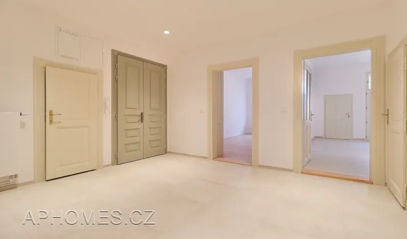 Pronájem bytu 3+1, Praha - Nové Město, Podskalská, 100 m2