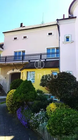 Prodej rodinného domu, Kostelec nad Labem, nám. Komenského, 369 m2