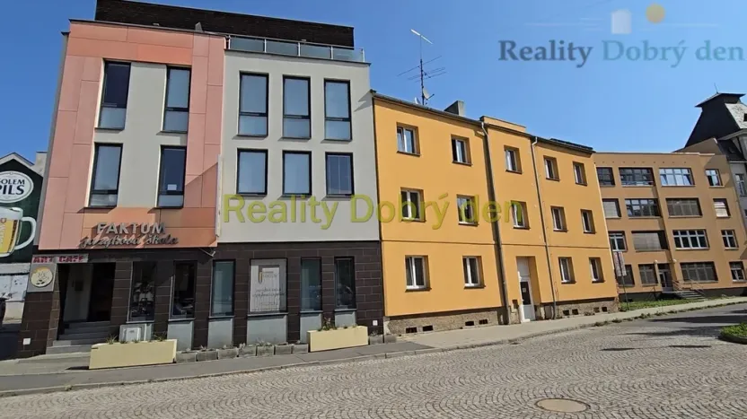 Pronájem bytu 2+kk, Opava, Masařská, 52 m2