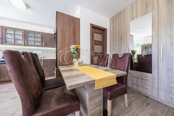 Prodej rodinného domu, Měrunice - Žichov, 186 m2